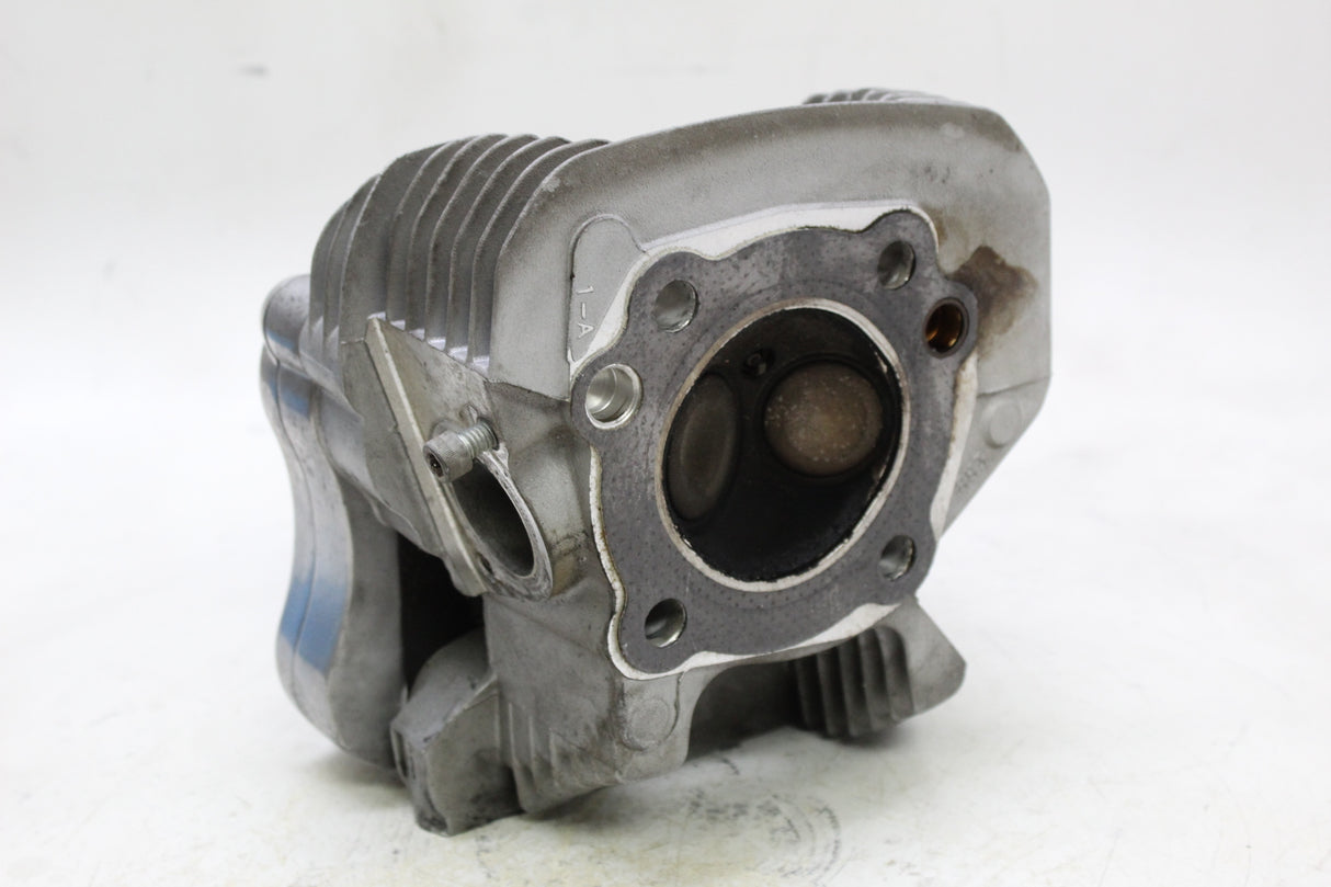 2005 Harley-Davidson Sportster 883 XL883 OEM REAR ENGINE TOP END CYLINDER HEAD