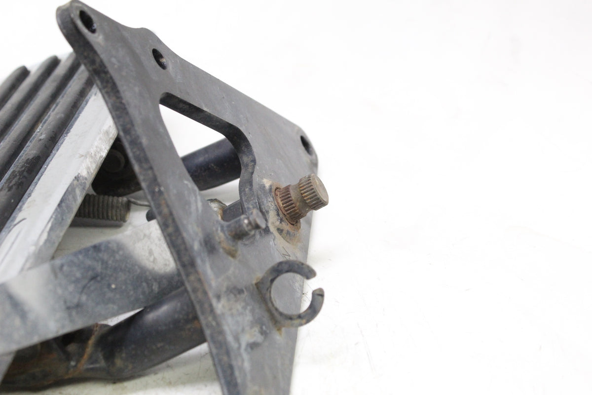 2005 KAWASAKI VULCAN 1500 VN1500 Right Floorboard Brake Pedal Bracket