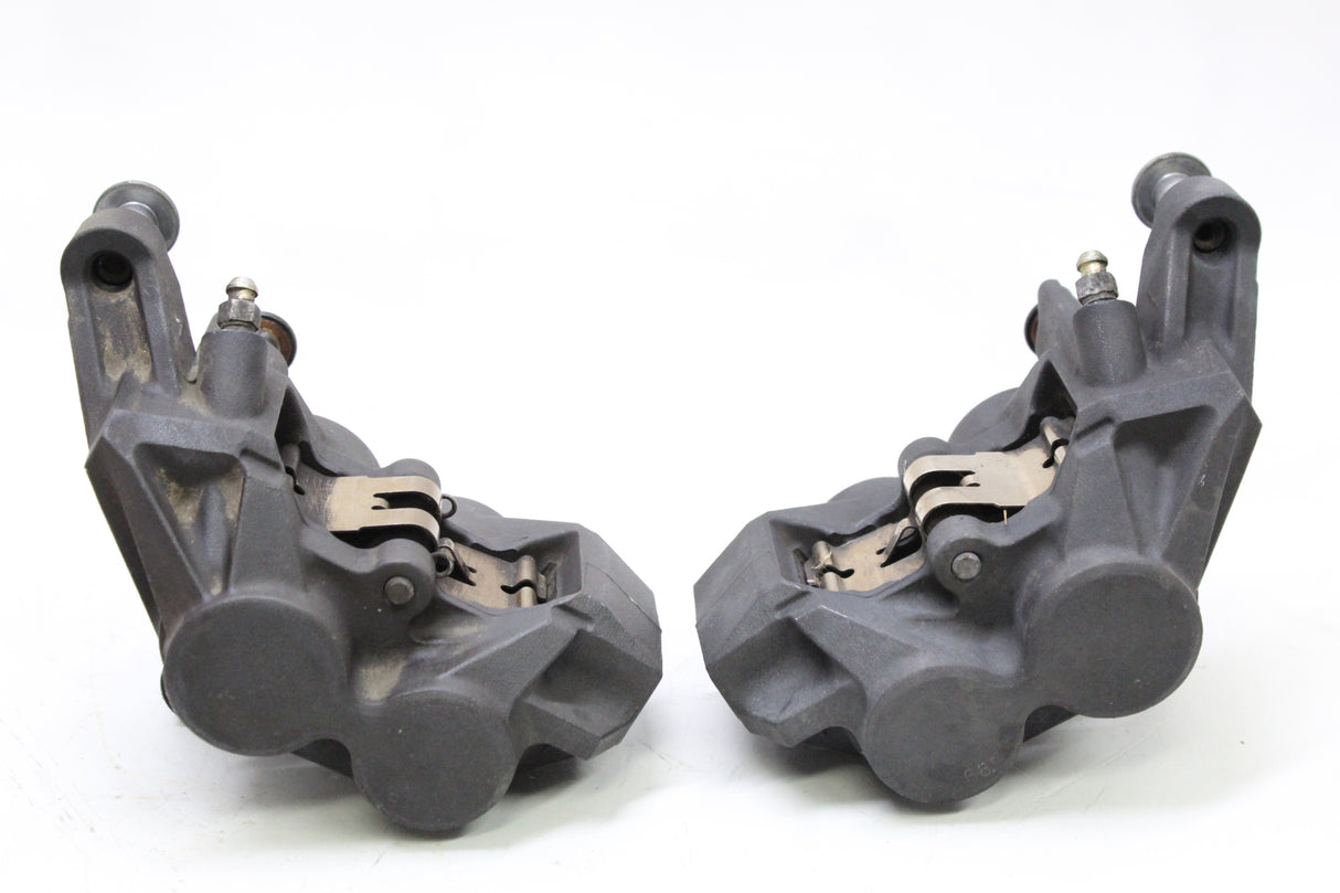 2007 Yamaha YZF R6S OEM RIGHT LEFT FRONT BRAKE CALIPER SET PAIR CALIPERS