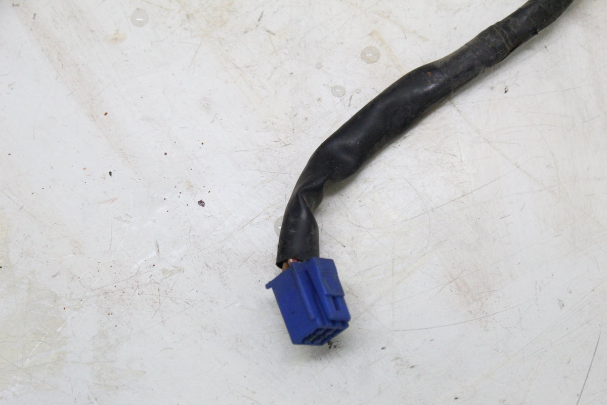 2009 Yamaha YZF R6S OEM Right Handlebar Engine Stop Start Kill Switch
