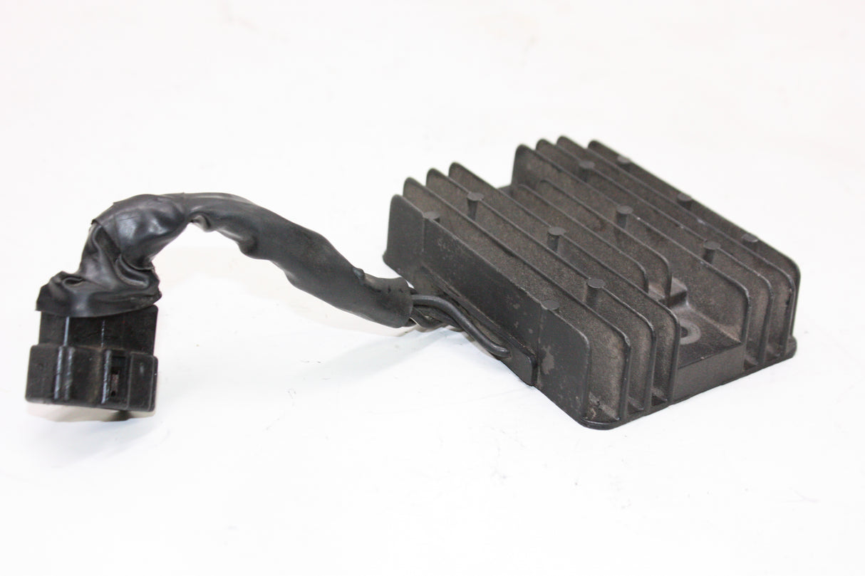 2005 Suzuki GSXR600 OEM RECTIFIER VOLTAGE REGULATOR