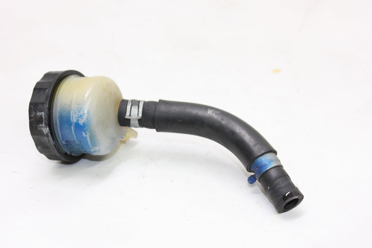 2004 Triumph Daytona 600 OEM FRONT BRAKE MASTER FLUID RESERVOIR TANK BOTTLE
