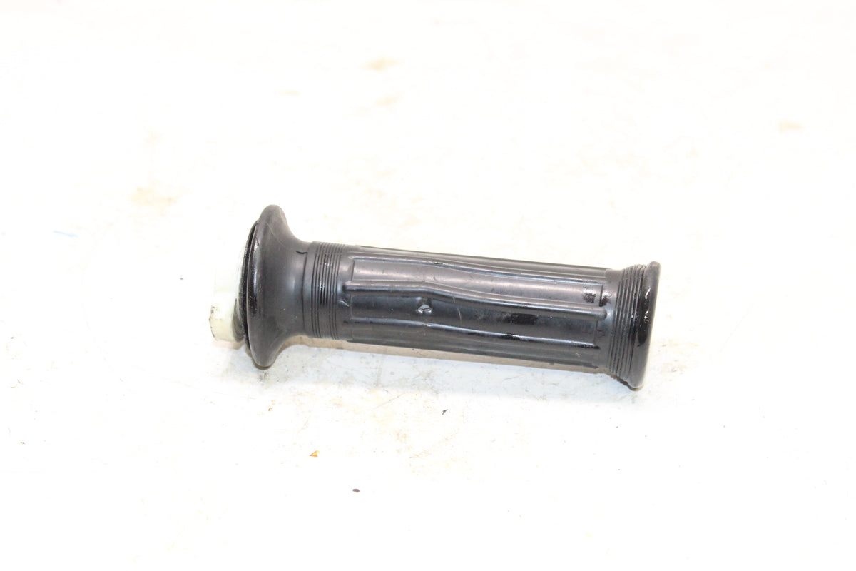 1983 Yamaha XC180 Riva 180 OEM Right Throttle Grip Tube Assembly
