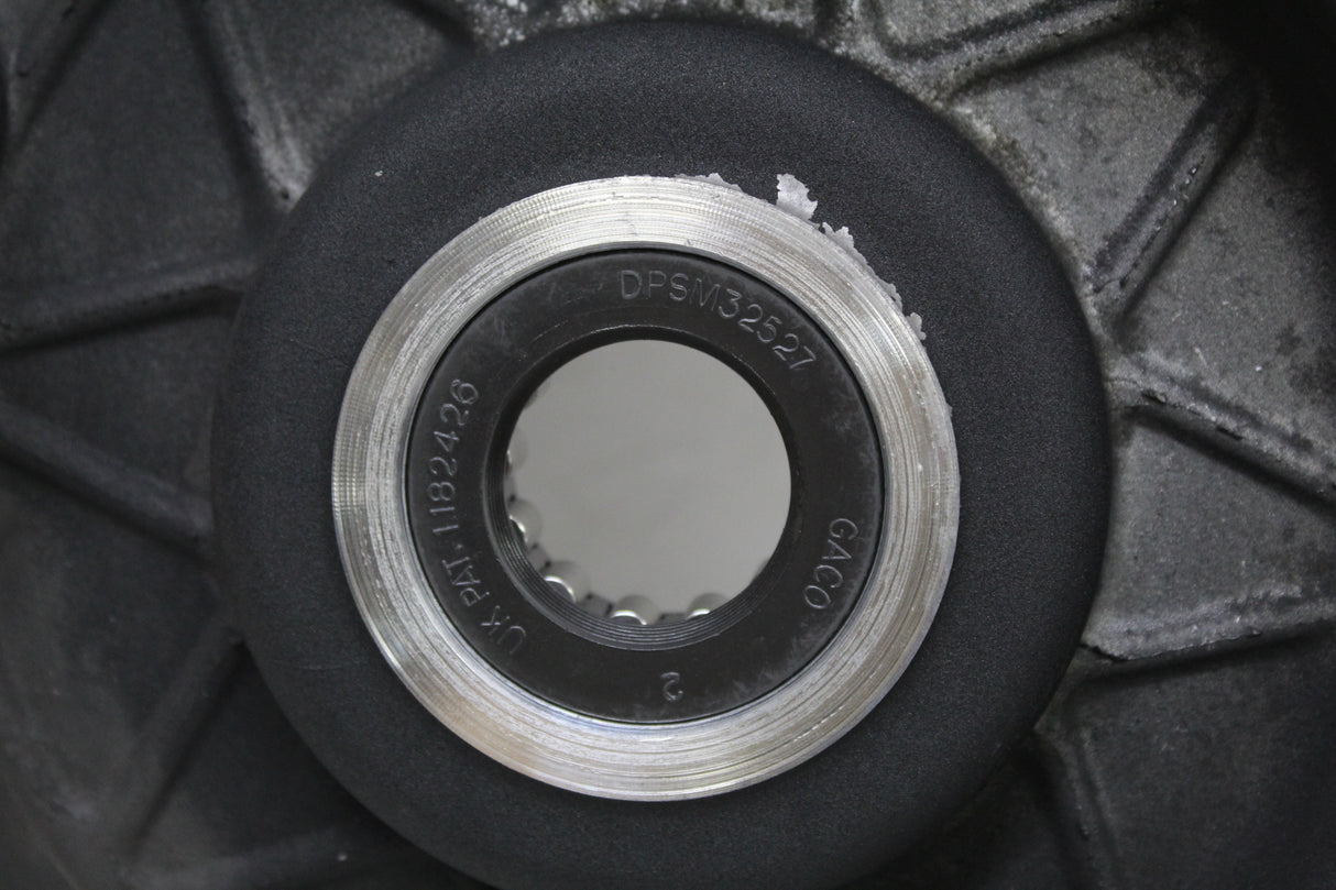 2000 Harley-Davidson Softail Deuce FXSTD OEM INNER CLUTCH SIDE ENGINE COVER