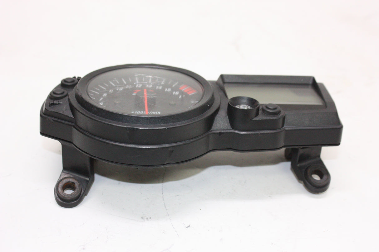 2005 Suzuki GSXR600 OEM SPEEDO TACH GAUGES DISPLAY CLUSTER SPEEDOMETER