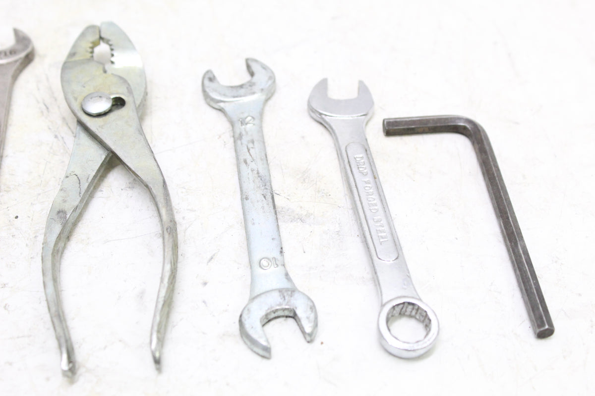 2003 YAMAHA FZ1 FZS1000 FAZER TOOL KIT BAG POUCH WRENCH SET