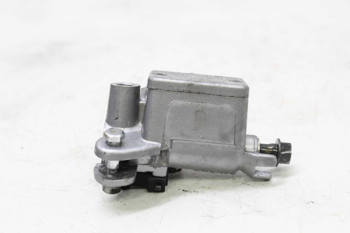 2007 Honda Rebel 250 CMX250CL OEM FRONT BRAKE MASTER CYLINDER