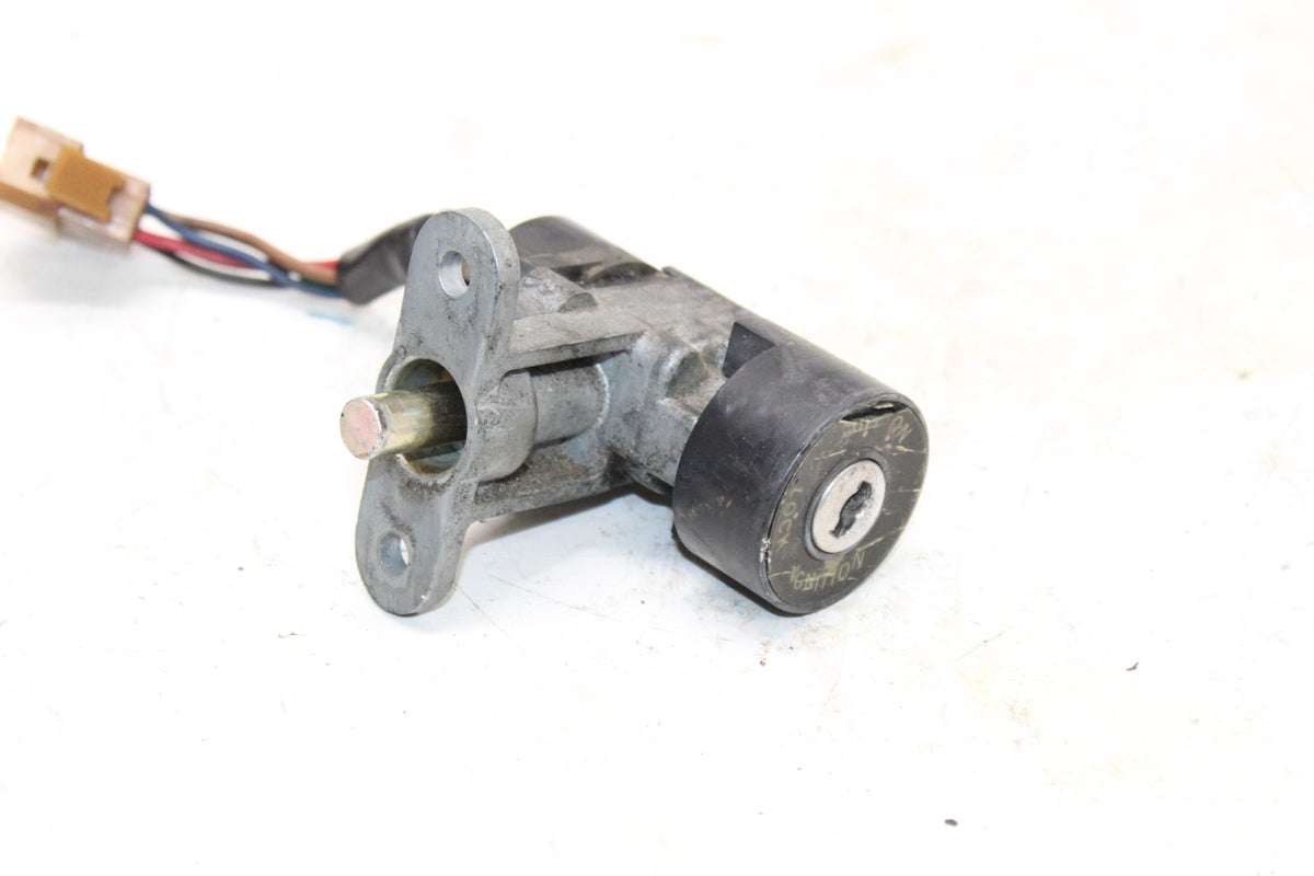 1983 Yamaha XC180 Riva 180 OEM Ignition Main Switch Lock NO KEY