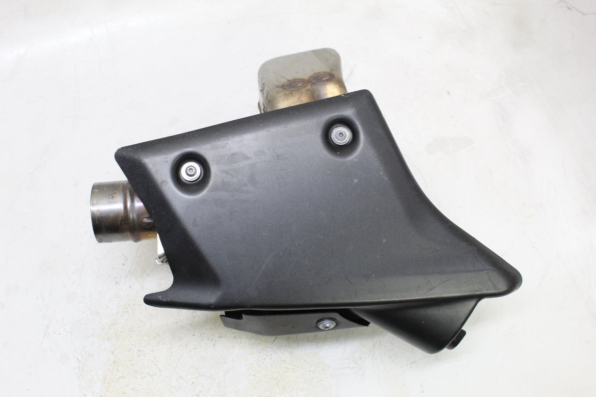 2009 Kawasaki Ninja ZX6R OEM EXHAUST MIDPIPE MID MIDDLE PIPE W COVER