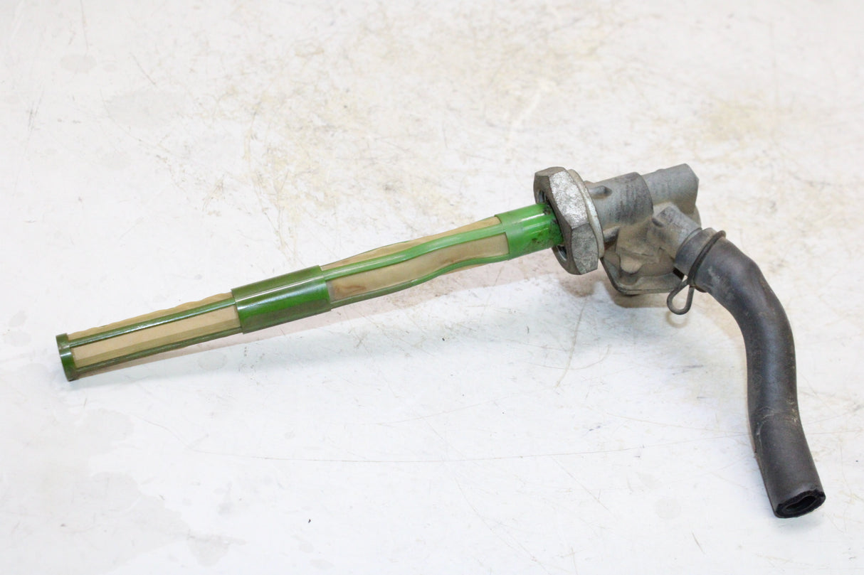 1995 Honda Shadow VLX 600 VT600C OEM FUEL GAS TANK PETCOCK SHUT ON OFF VALVE