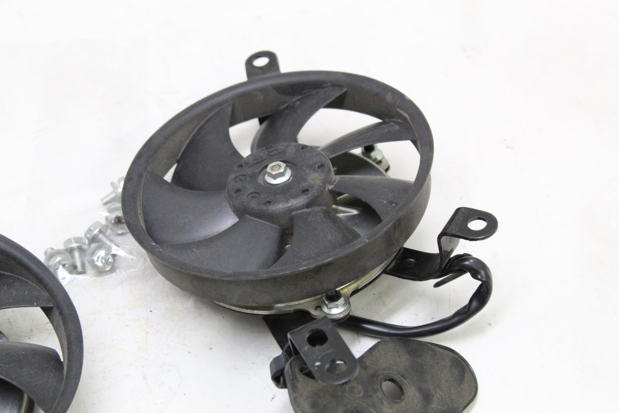 2004 Yamaha YZF R1 04-06 OEM ENGINE RADIATOR COOLING FAN SET