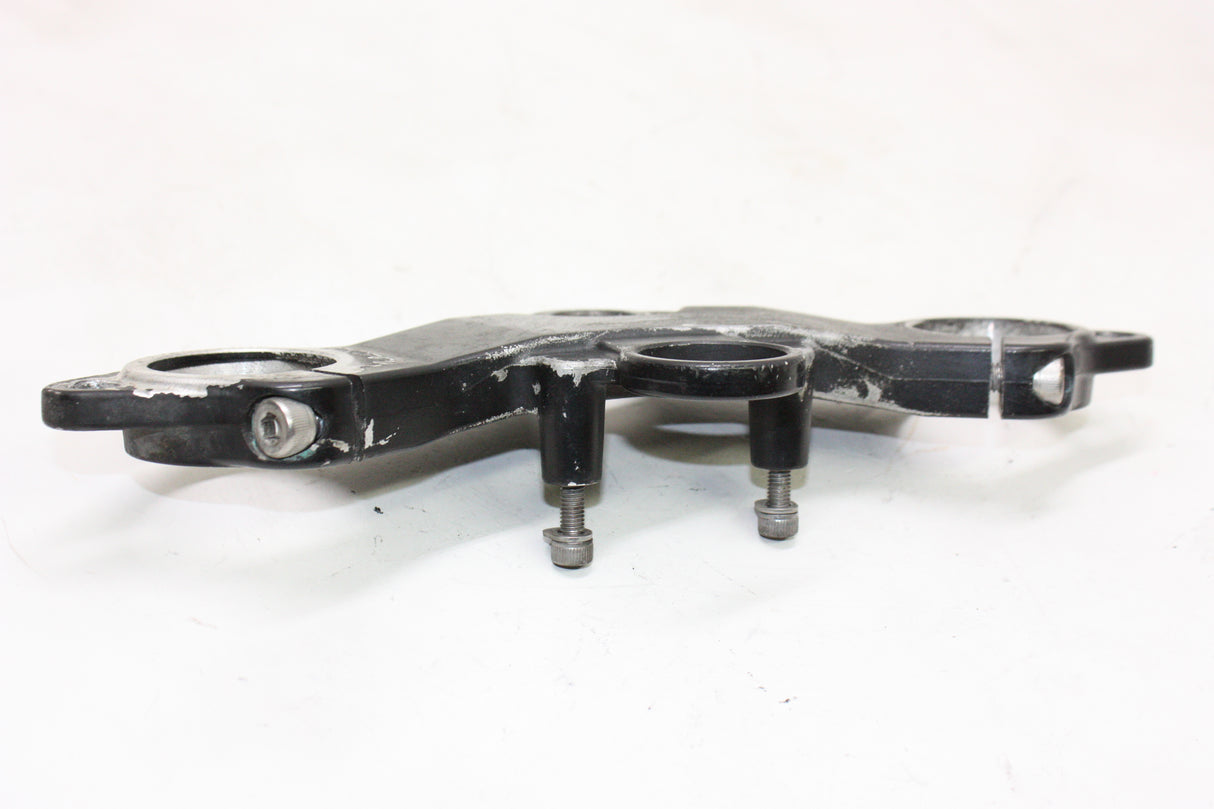 2004 Triumph Daytona 600 OEM FORKS UPPER TRIPLE TREE CLAMP