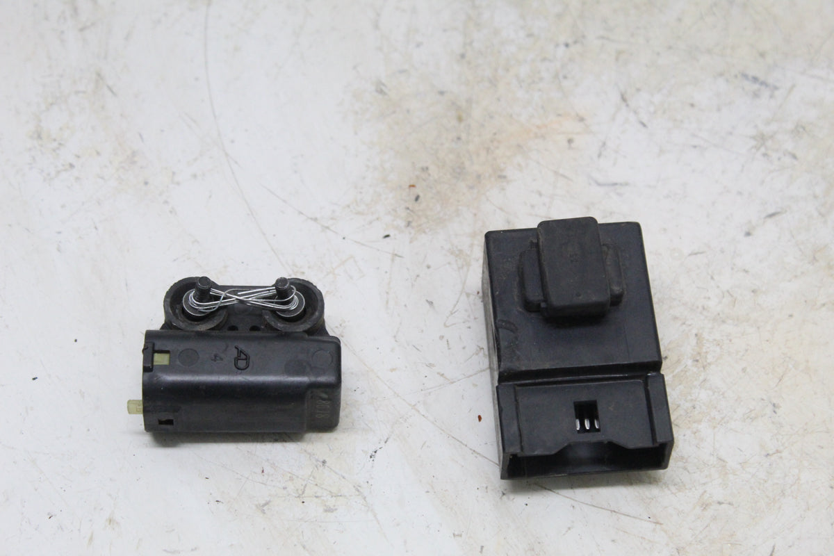 2009 Yamaha YZF R6S OEM Tip Over Lean Angle Sensor And Relay Assembly