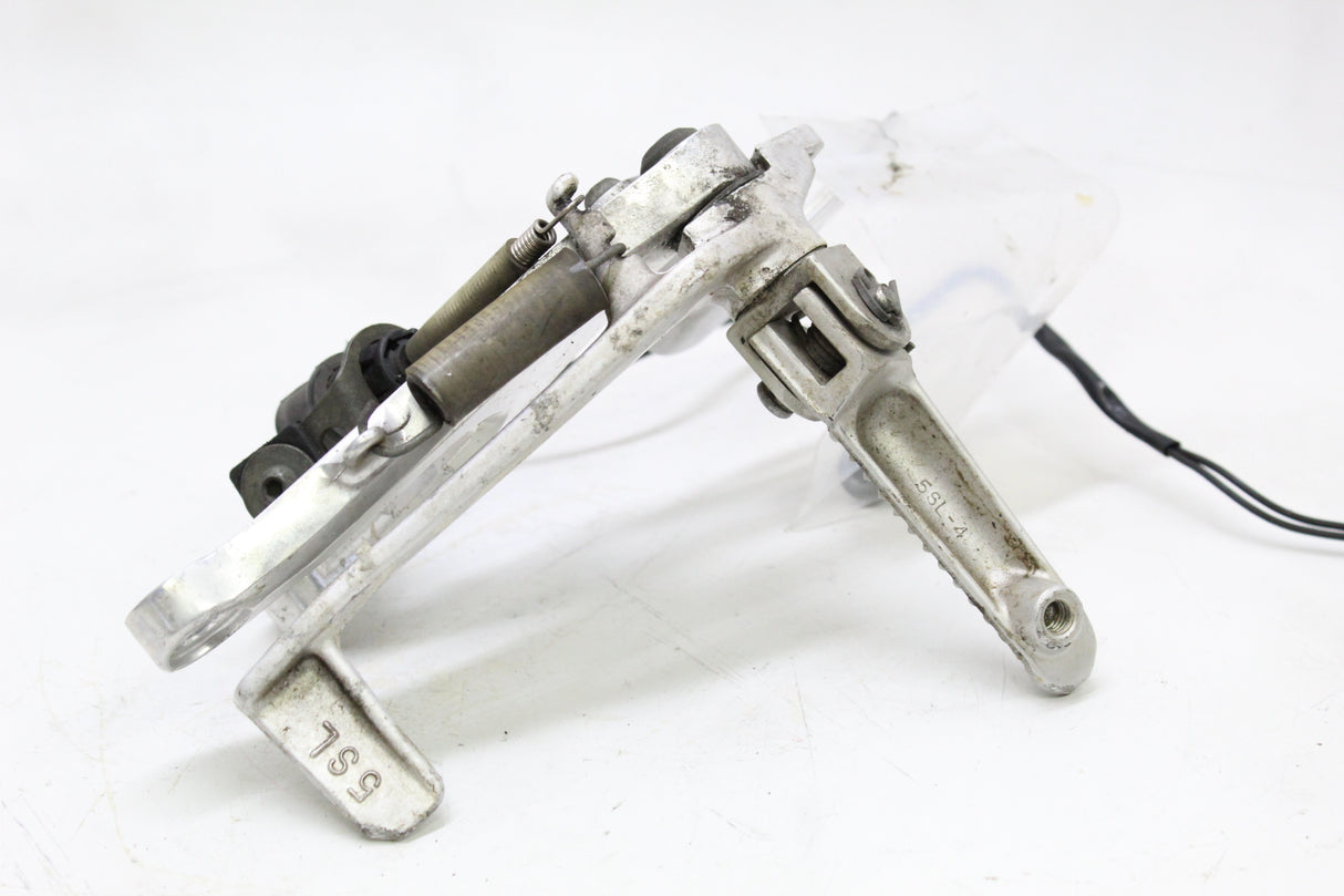 2007 Yamaha YZF R6S OEM RIGHT REARSET REARSET DRIVER W BRAKE PEDAL