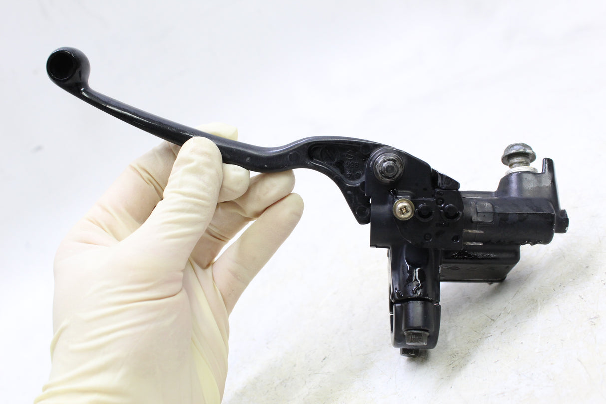 2007 Kawasaki KLR650 OEM FRONT BRAKE MASTER CYLINDER W/ LEVER