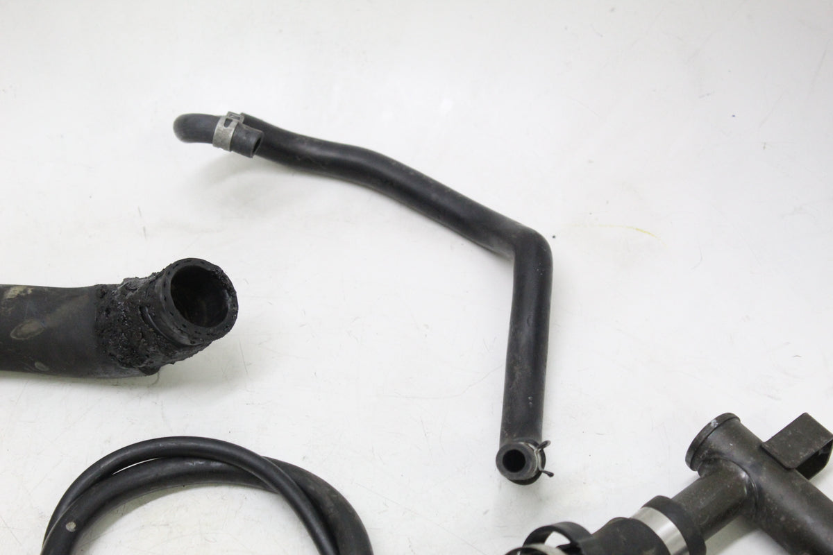 2003 YAMAHA FZ1 FZS1000 FAZER ENGINE COOLANT BREATHER HOSES PIPES LOT