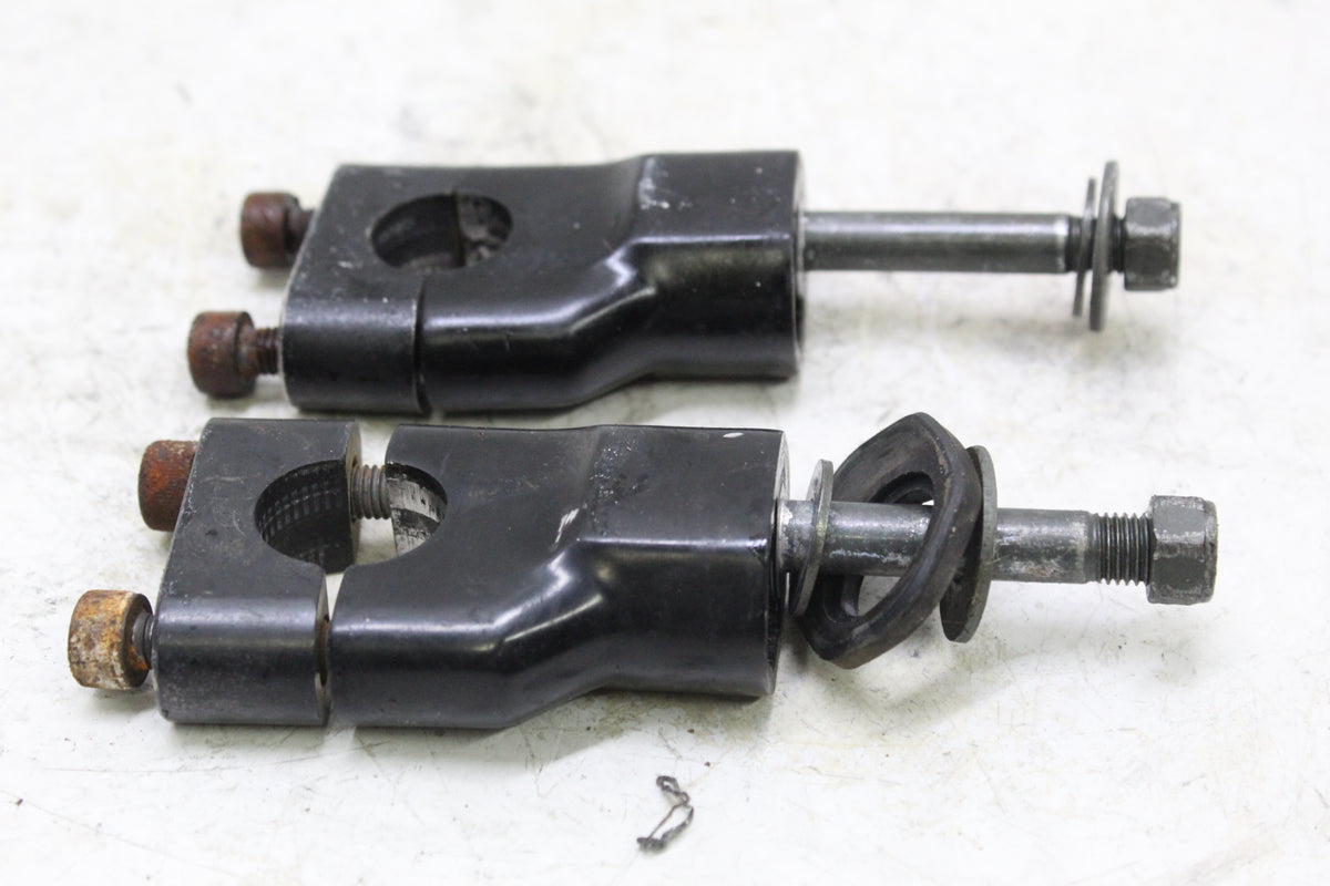 2003 YAMAHA FZ1 FZS1000 FAZER OEM HANDLEBAR RISERS MOUNTS CLAMPS PAIR