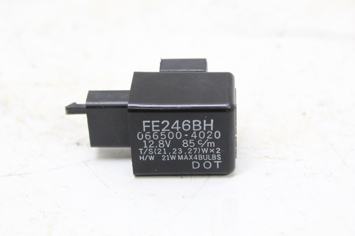 2011 KAWASAKI KLR650 OEM TURN SIGNAL FLASHER RELAY