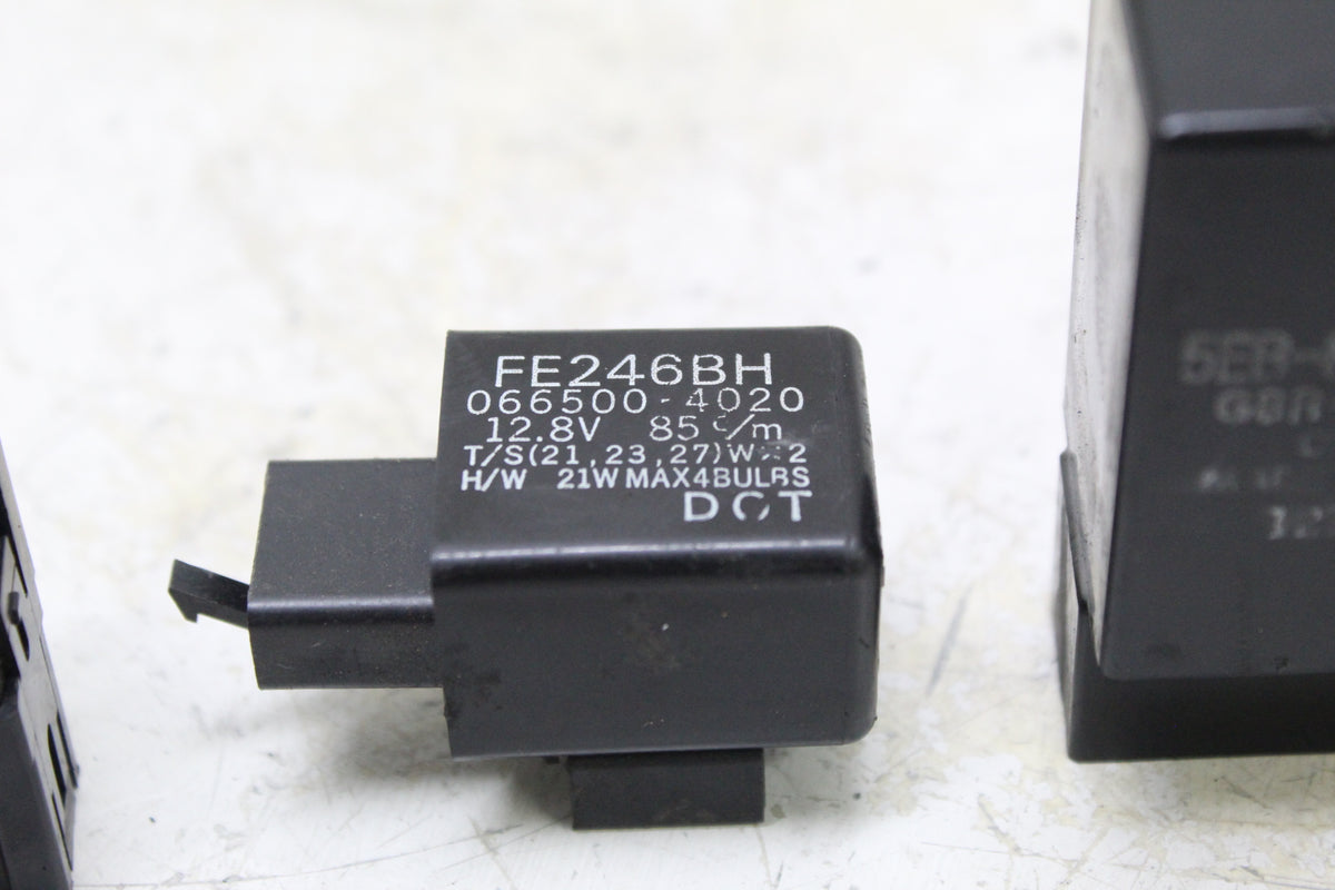 2003 Yamaha FZ1 FZS1000 Fazer OEM Electrical Relay Set Flasher Main