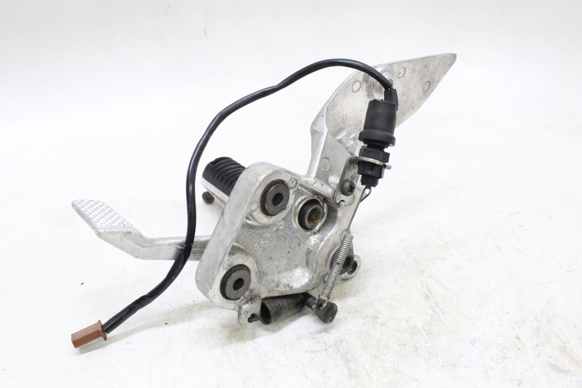 2003 Yamaha FZ1 FZS1000 Fazer OEM Right Rearset Foot Peg Brake Pedal