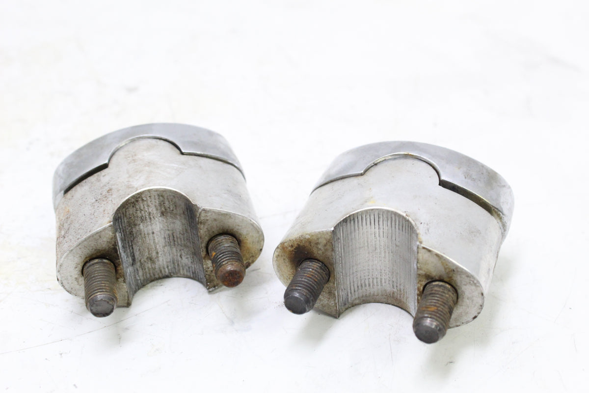 2005 KAWASAKI VULCAN 1500 VN1500 Upper Triple Tree Handlebar Risers