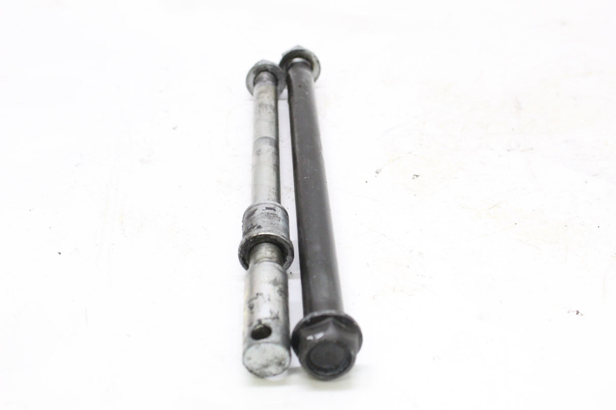 1992 KAWASAKI NINJA 600 ZX600 OEM SWINGARM PIVOT SHAFT REAR AXLE SET