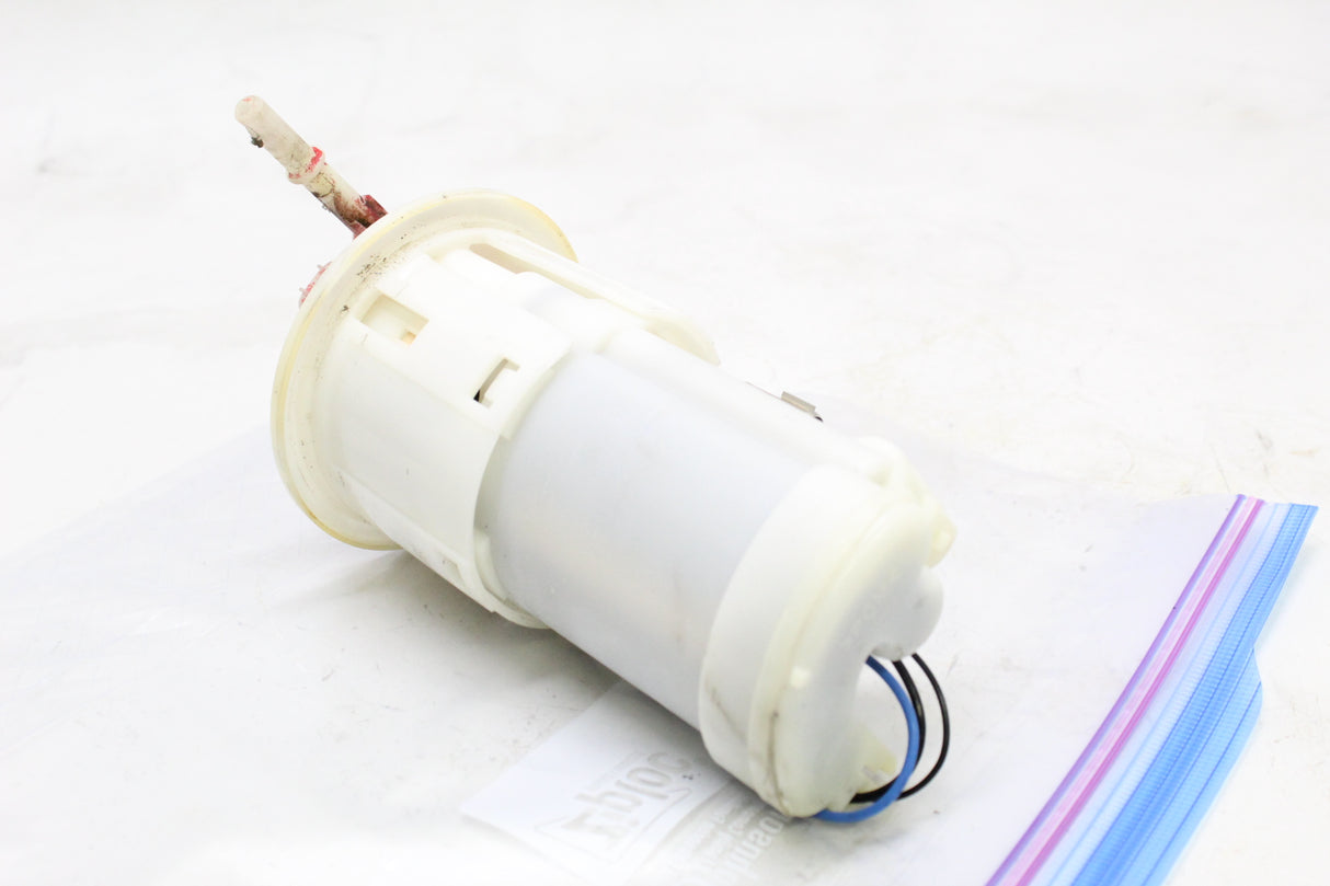 2005 Yamaha YZF R6 OEM FUEL PUMP GAS PETROL SENDER UNIT