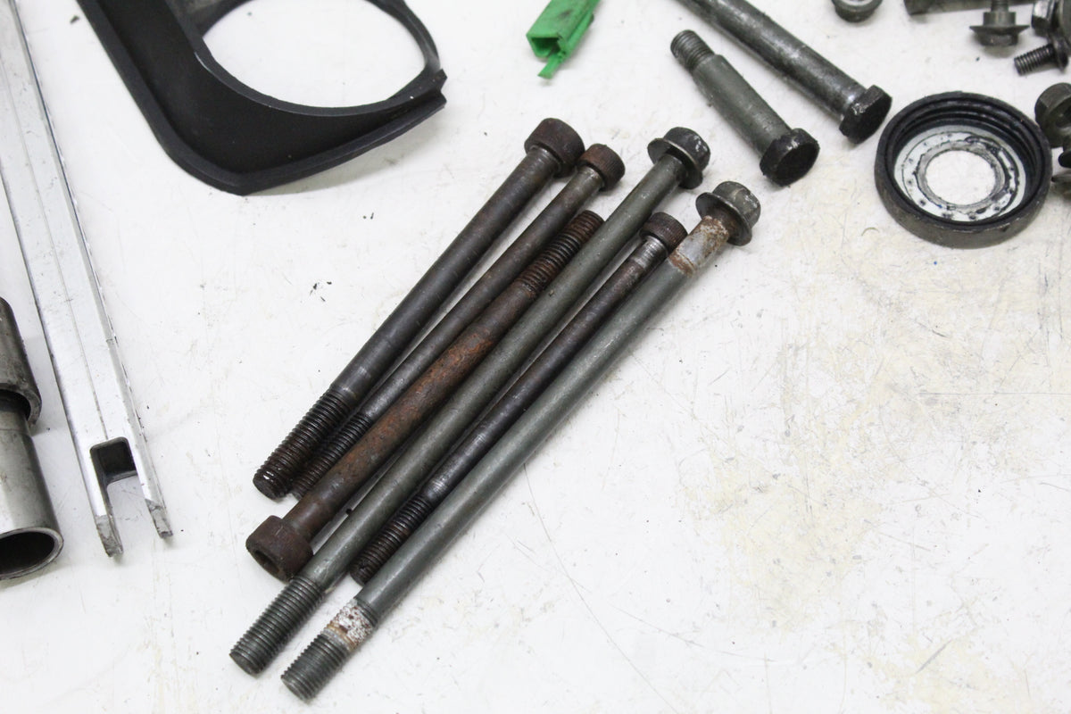 2003 YAMAHA FZ1 FZS1000 FAZER MISC HARDWARE BOLTS NUTS PARTS LOT SET