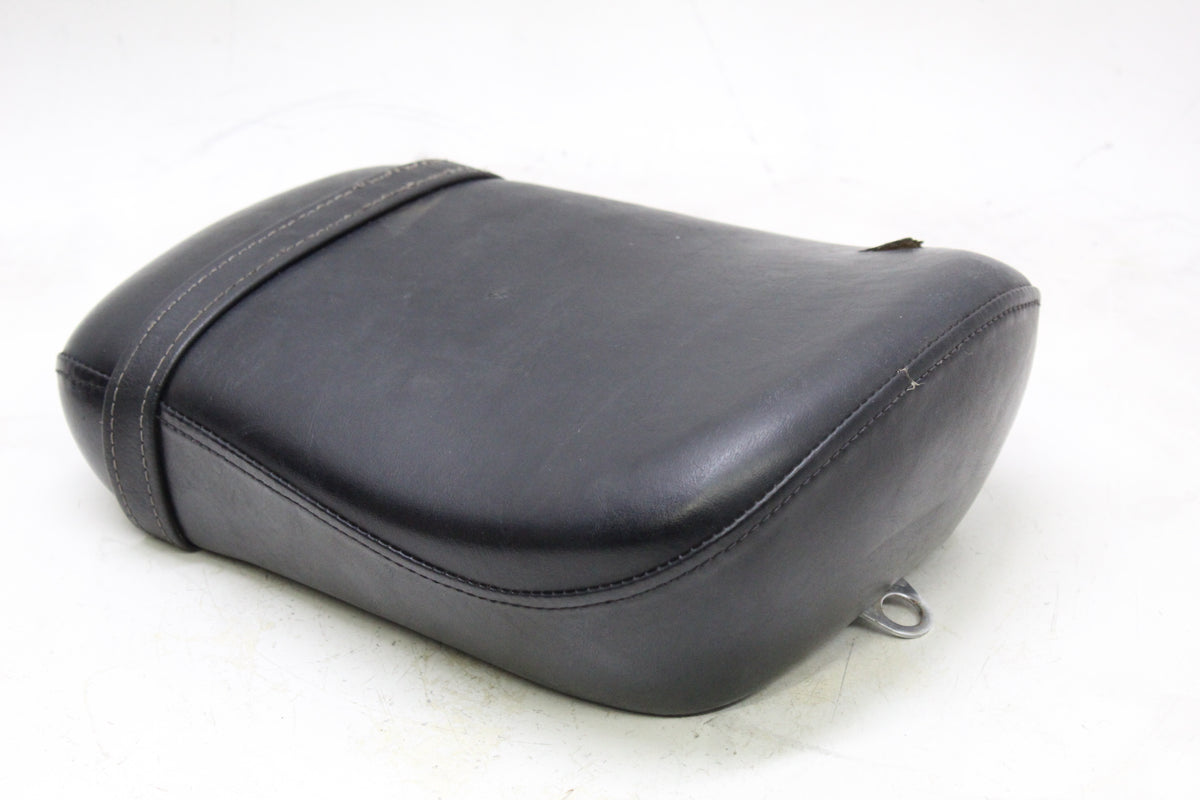 2007 YAMAHA XVS650 V STAR 650 OEM REAR PASSENGER SEAT TANDEM