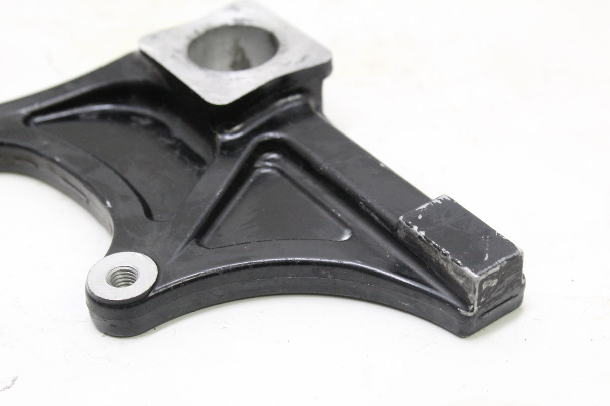 2004 SUZUKI GSXR600 OEM REAR BRAKE CALIPER MOUNT BRACKET HANGER
