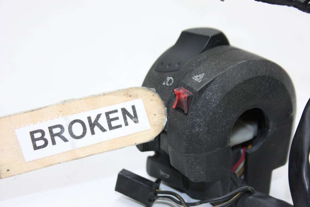 2005 Suzuki GSXR600 OEM LEFT CLIP ON HANDLE HORN SIGNALS SWITCH SWITCHES