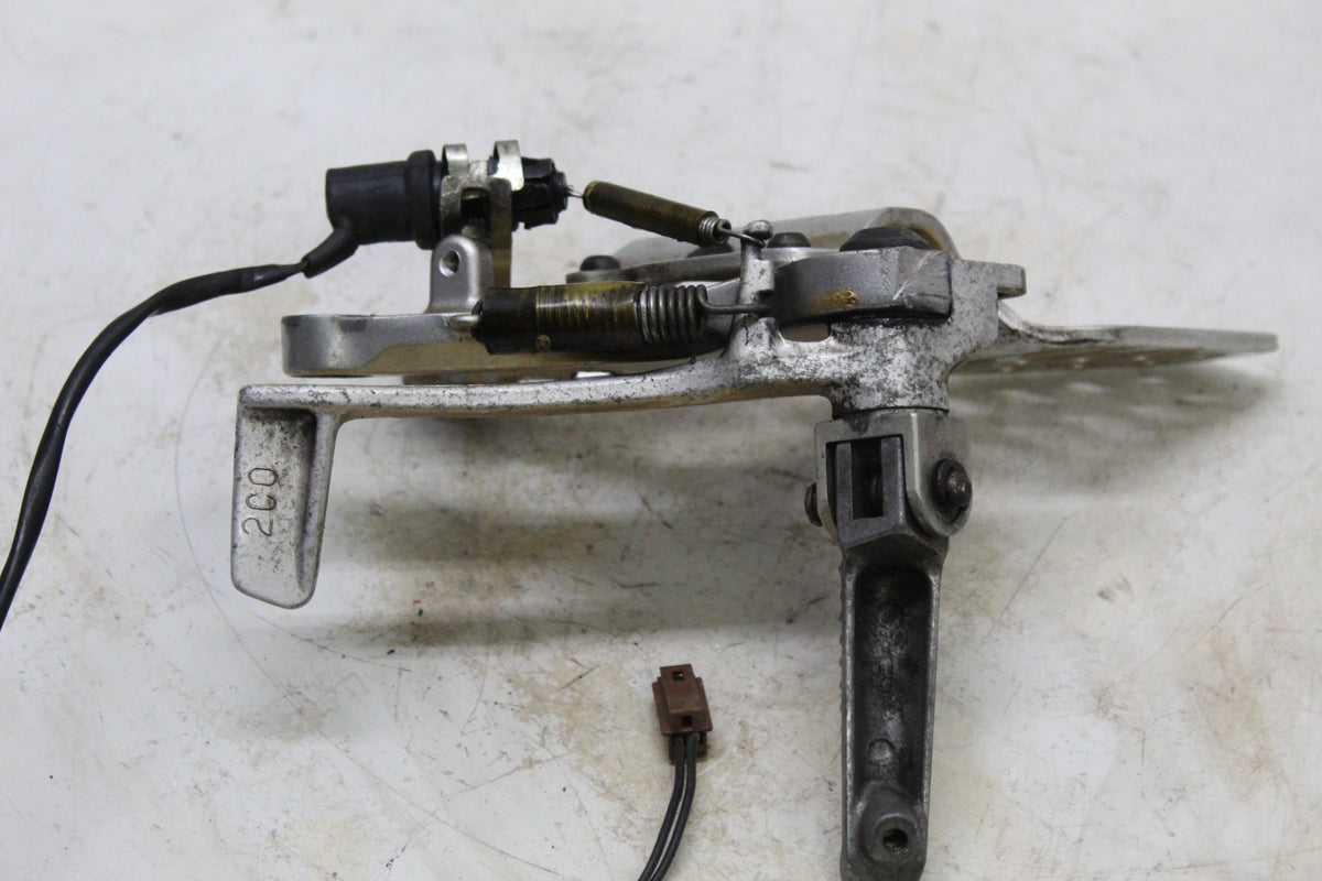 2009 Yamaha YZF R6S Right Rearset Bracket With Brake Pedal And Light Switch