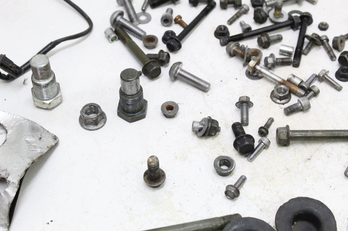 2007 YAMAHA XVS650 V STAR 650 MISC BOLT HARDWARE FASTENER SET