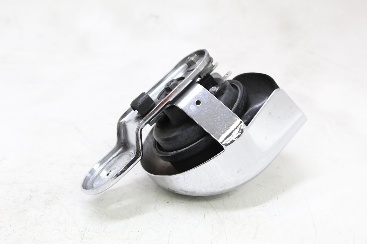 2000 Harley-Davidson Softail Deuce FXSTD OEM HORN SIGNAL W CHROME COVER