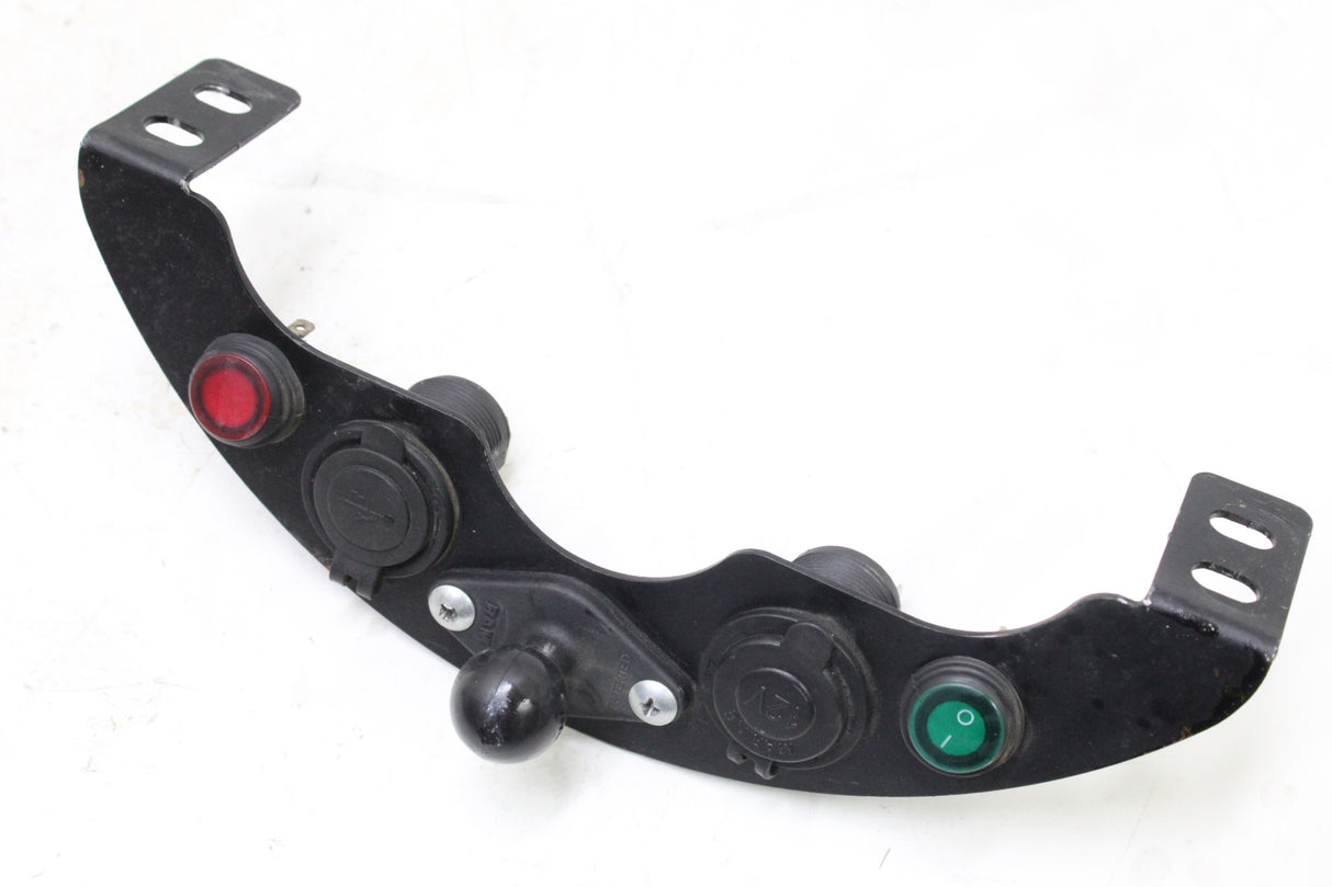 2011 KAWASAKI KLR650 LOWER DASH USB 12V POWER SOCKET SWITCH BALL MOUNT