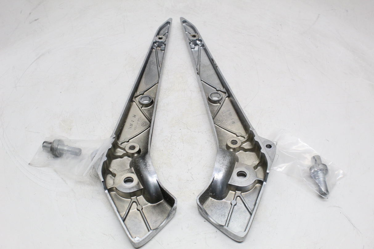 2005 Honda VTX1300S OEM REAR FENDER STRUT BRACKETS