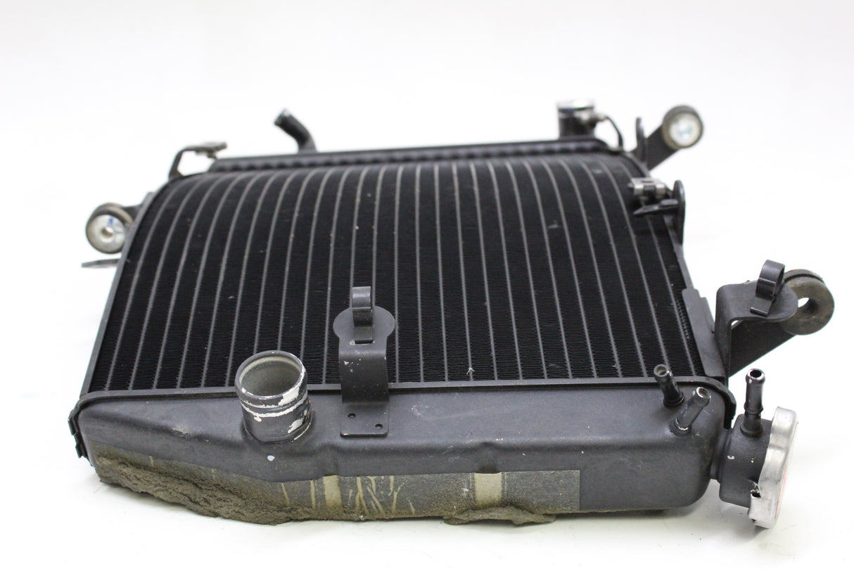 2007 Yamaha YZF R6S OEM ENGINE RADIATOR MOTOR COOLER COOLING RADIATER