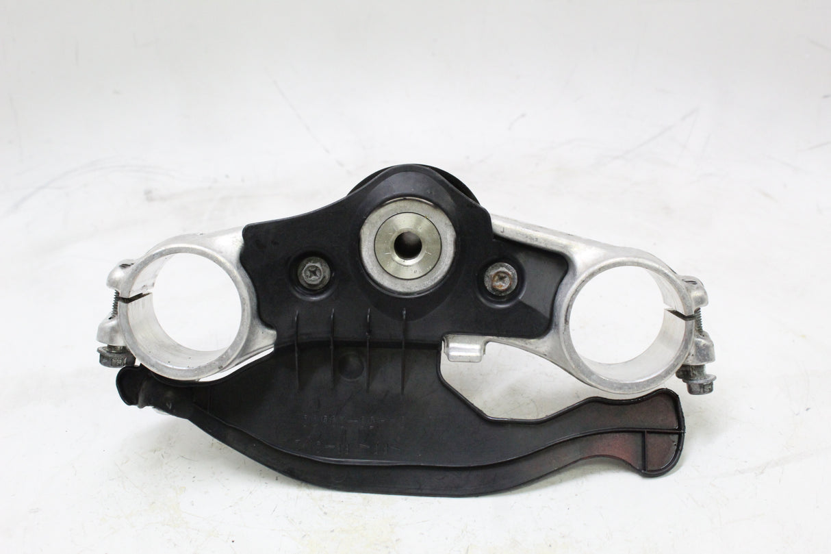 2004 SUZUKI GSXR600 OEM LOWER TRIPLE TREE STEERING STEM FORK CLAMP