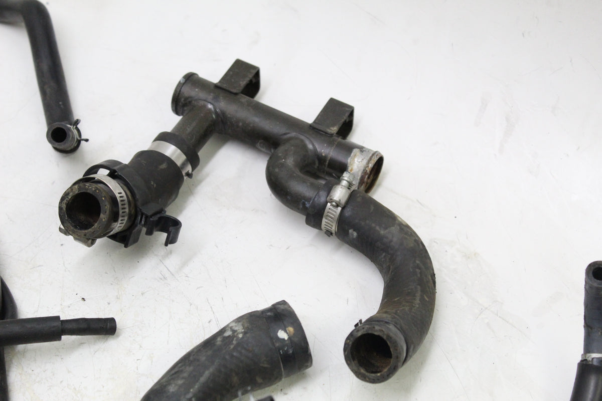 2003 YAMAHA FZ1 FZS1000 FAZER ENGINE COOLANT BREATHER HOSES PIPES LOT