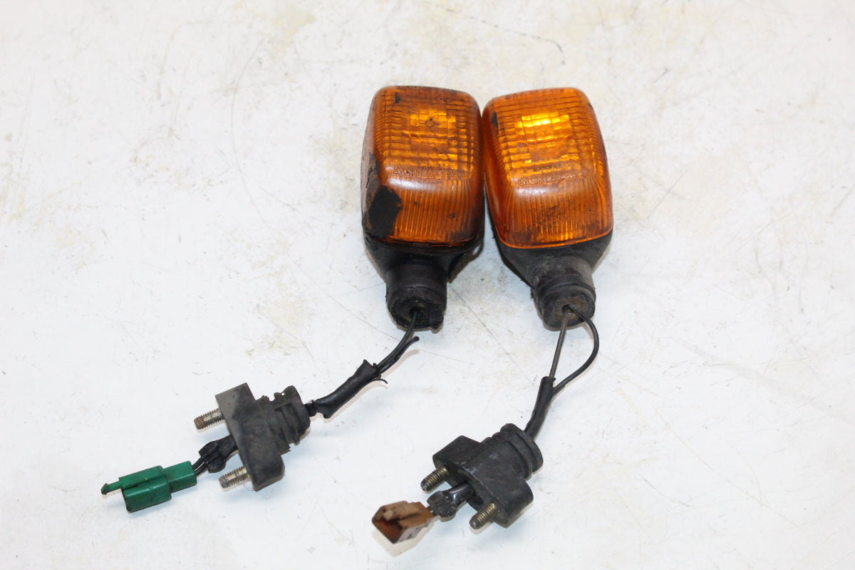 2002 Yamaha Zuma 50 YW50 OEM REAR LEFT RIGHT TURN SIGNALS LIGHT INDICATORS