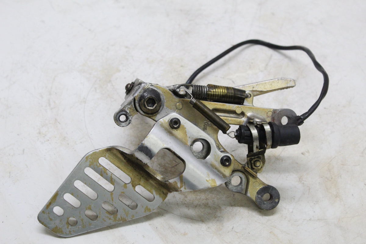 2009 Yamaha YZF R6S Right Rearset Bracket With Brake Pedal And Light Switch