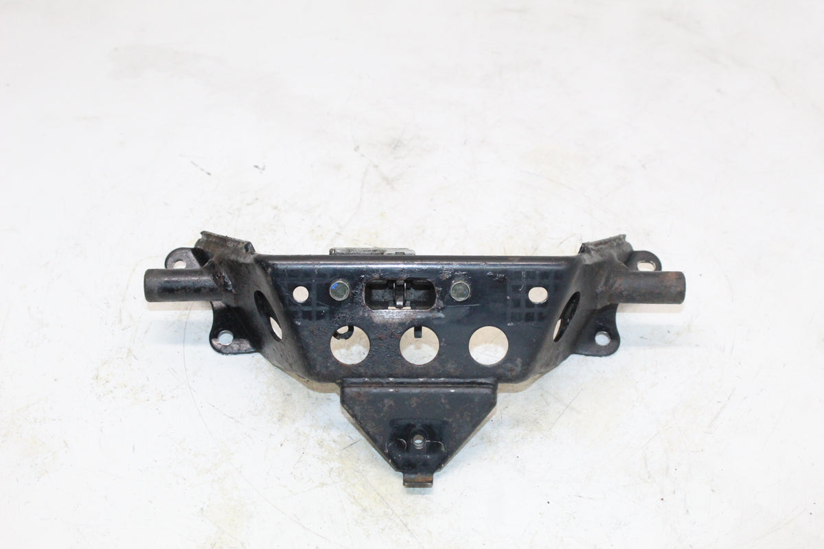 2002 Yamaha Zuma 50 YW50 OEM FRONT SEAT MOUNTING BRACKET MOUNT