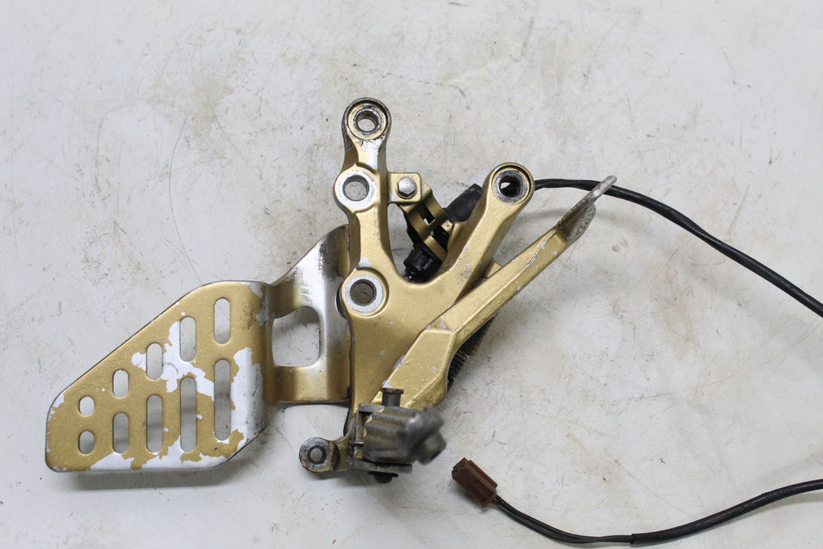 2009 Yamaha YZF R6S Right Rearset Bracket With Brake Pedal And Light Switch