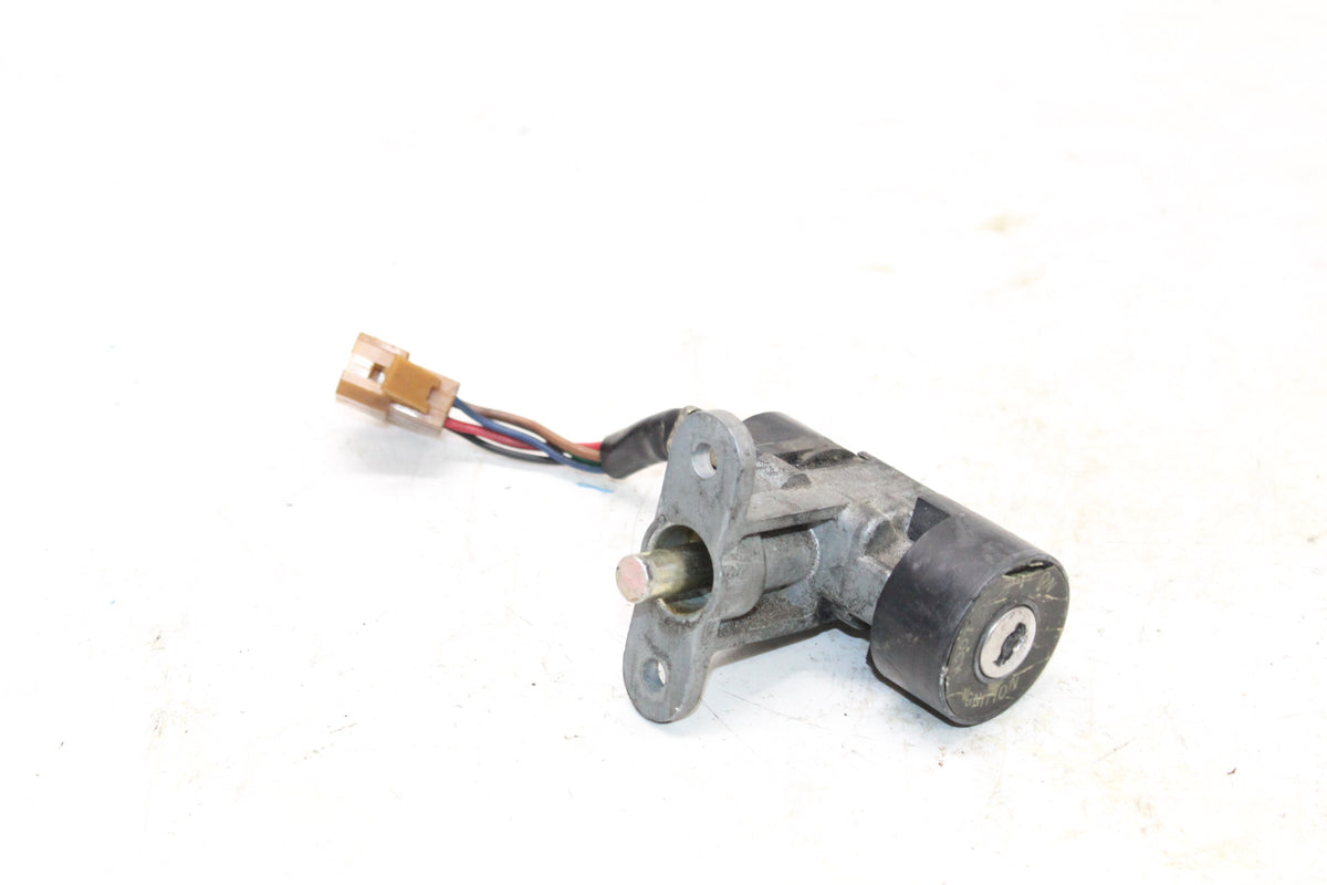 1983 Yamaha XC180 Riva 180 OEM Ignition Main Switch Lock NO KEY