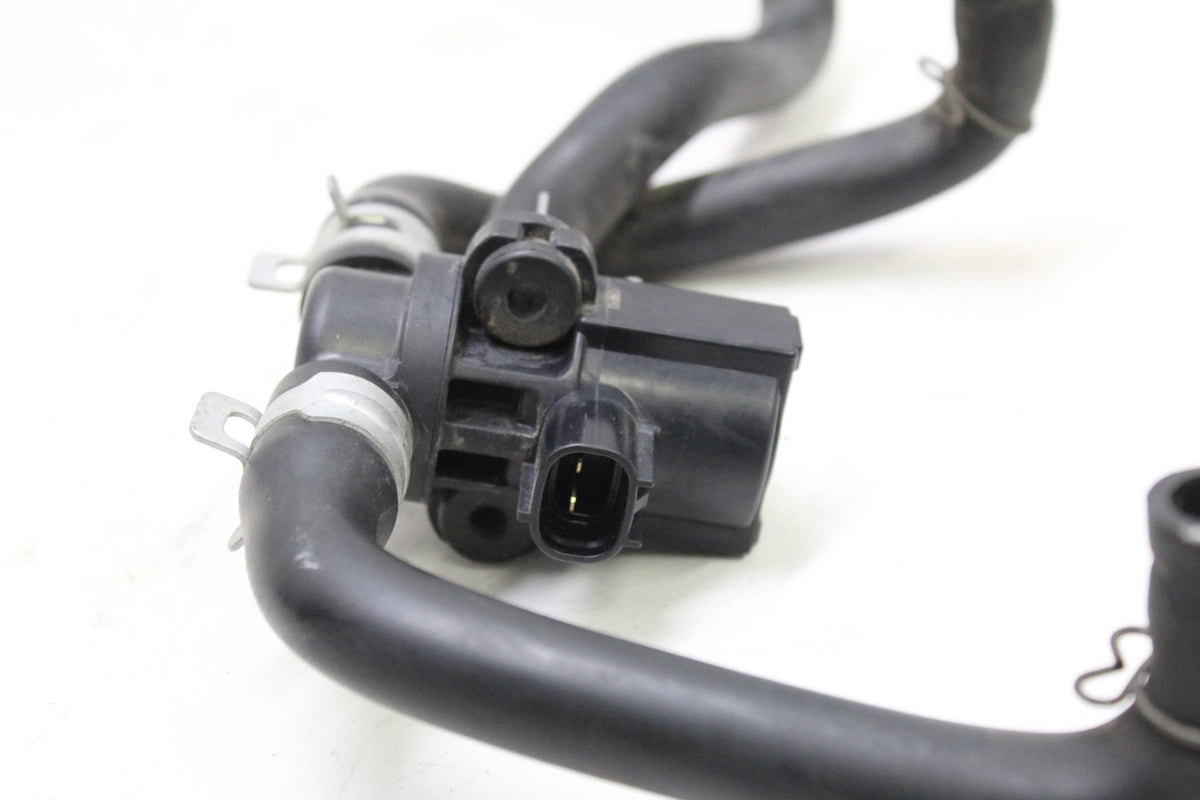 2004 SUZUKI GSXR600 OEM SECONDARY AIR PAIR VALVE SOLENOID W HOSES