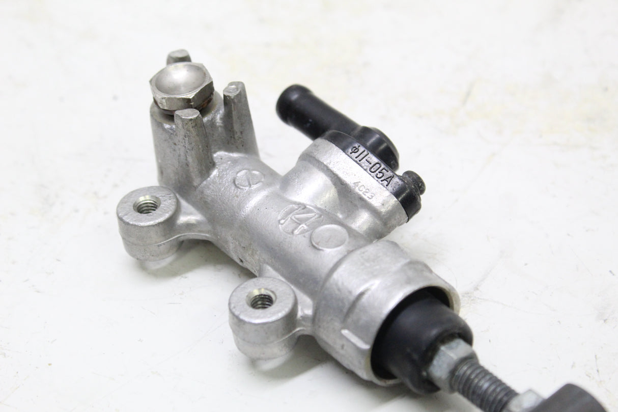 2004 SUZUKI GSXR600 OEM REAR BRAKE MASTER CYLINDER
