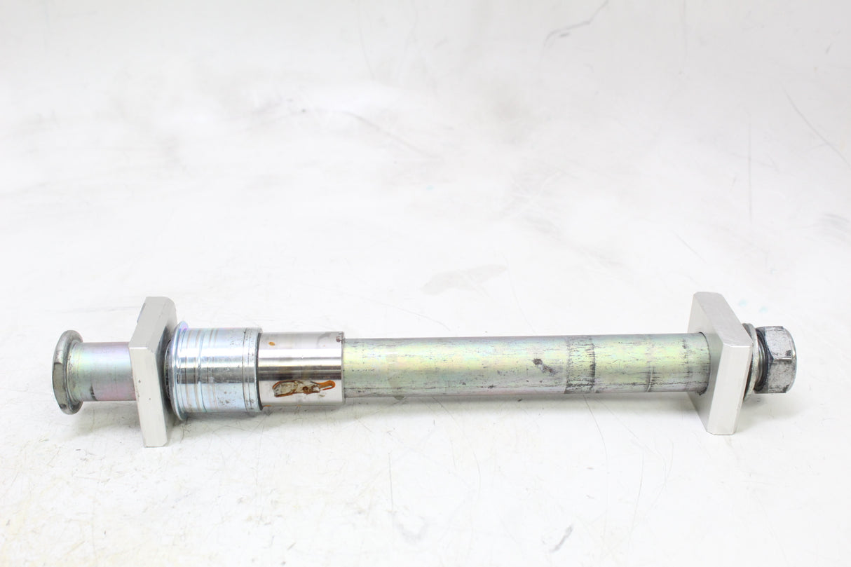 2017 Yamaha FZ10 OEM REAR AXLE BACK WHEEL RIM PIVOT BOLT AXEL