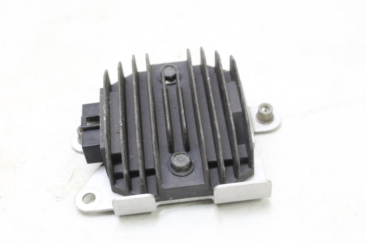 2005 YAMAHA FZ6 OEM RECTIFIER VOLTAGE REGULATOR CHARGING MODULE