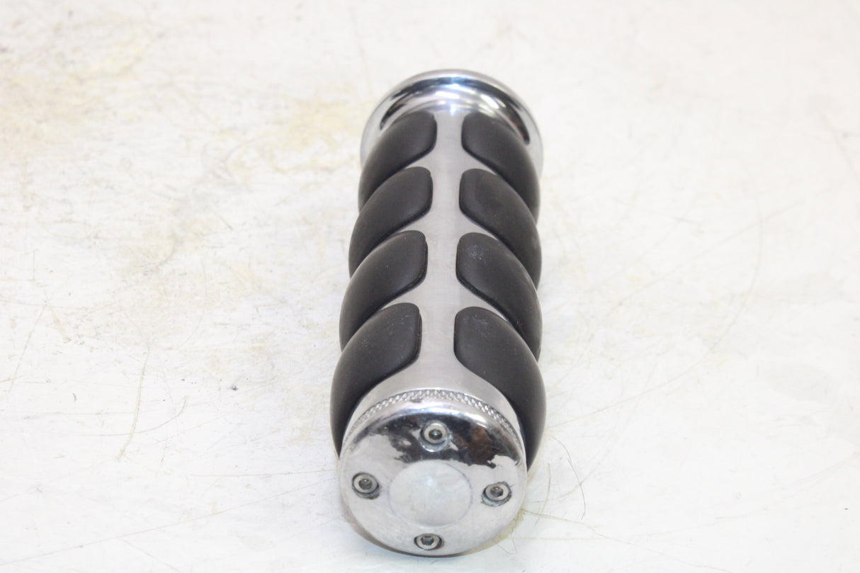 2007 Yamaha V Star 650 OEM LEFT HANDLE