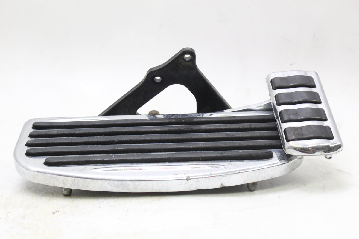 2005 KAWASAKI VULCAN 1500 VN1500 Right Floorboard Brake Pedal Bracket